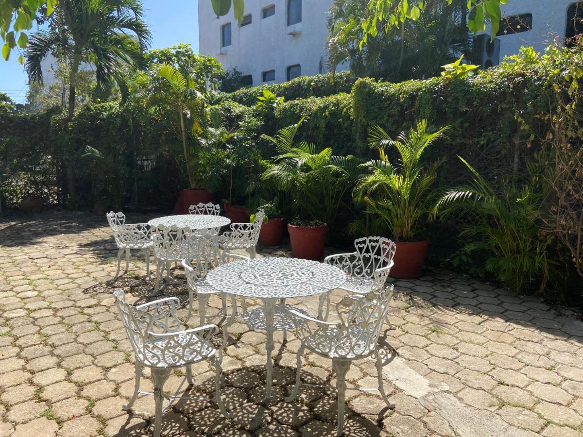 Labna Suites Cancún Esterno foto
